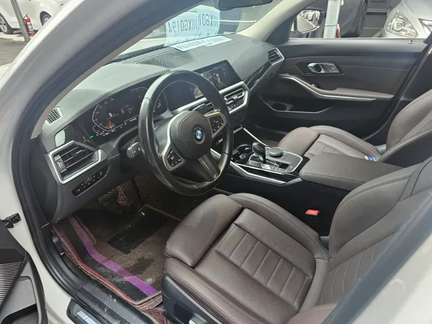 2021 BMW 3 Series 2.0T 156HP L4 8AT,autocango,china used car exporter,china ev exporter,chinese used car exporter,chinese used ev exporter