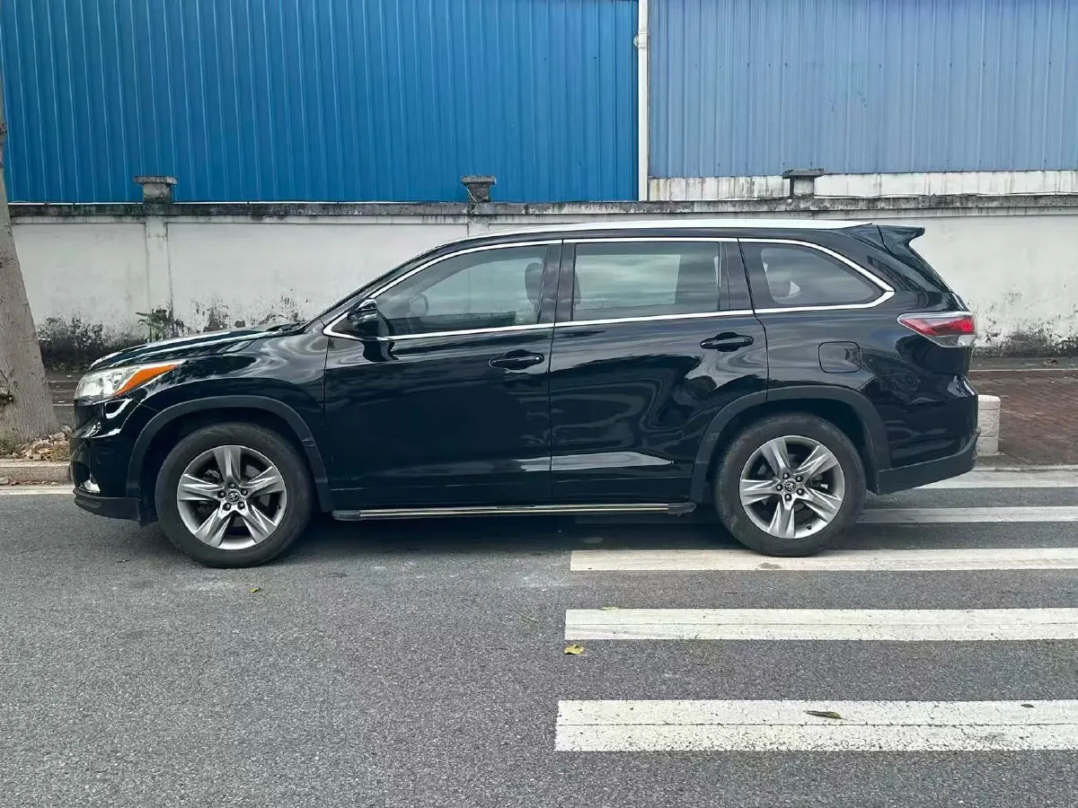 2007 Toyota Land Cruiser 4.0L 244HP V6 5MT,autocango,china used car exporter,china ev exporter,chinese used car exporter,chinese used ev exporter