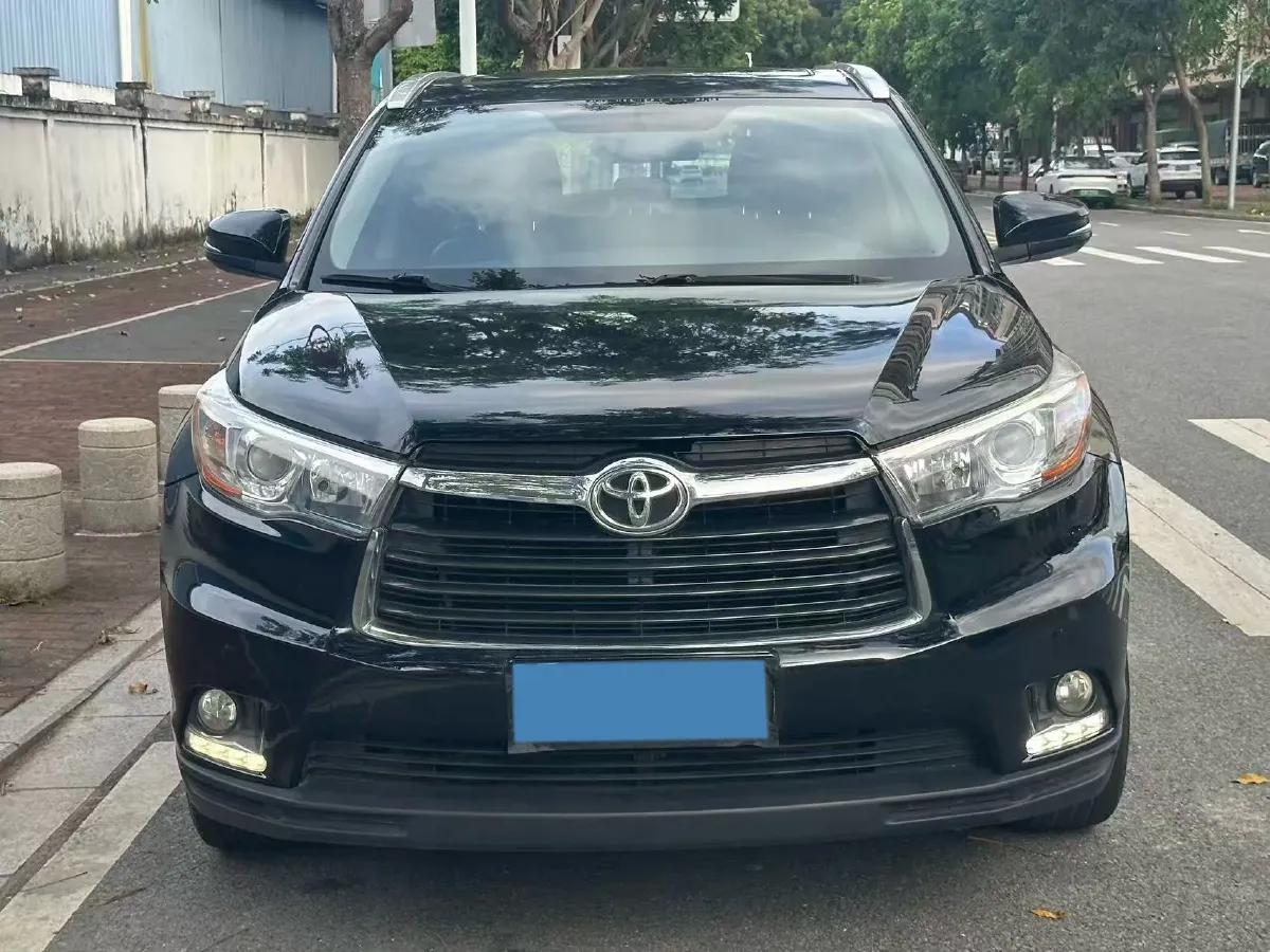 2007 Toyota Land Cruiser 4.0L 244HP V6 5MT,autocango,china used car exporter,china ev exporter,chinese used car exporter,chinese used ev exporter