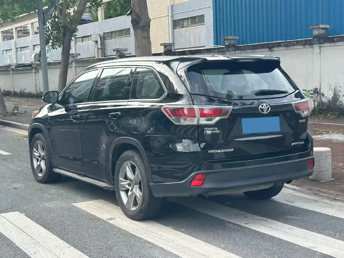 2007 Toyota Land Cruiser 4.0L 244HP V6 5MT,autocango,china used car exporter,china ev exporter,chinese used car exporter,chinese used ev exporter