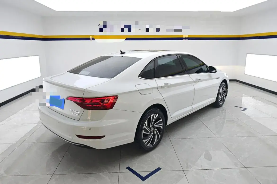 2021 VOLKSWAGEN SAGITAR thumbnail 2