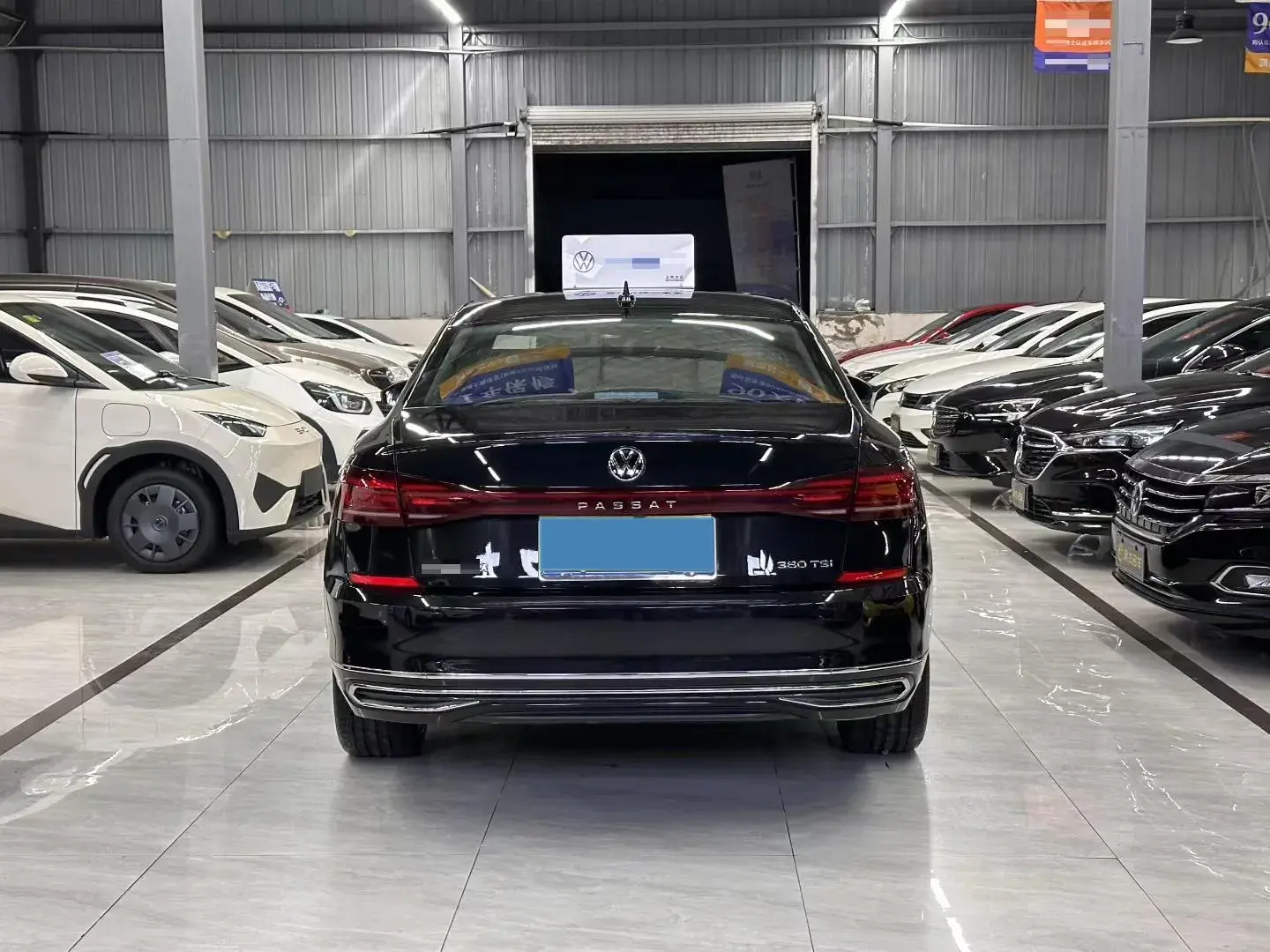 2025 VOLKSWAGEN PASSAT thumbnail 4