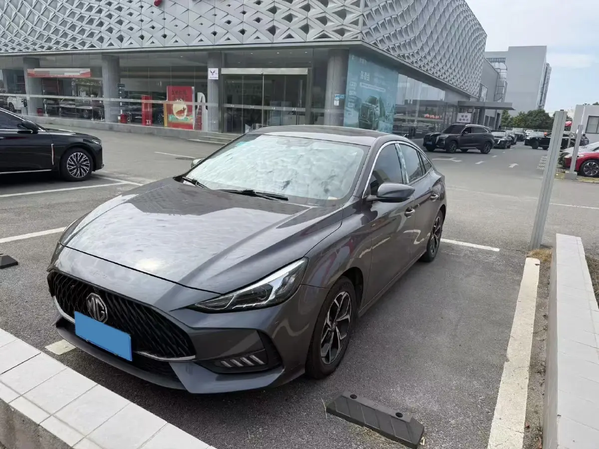 2021 MG 5 1.5L 120HP L4 CVT