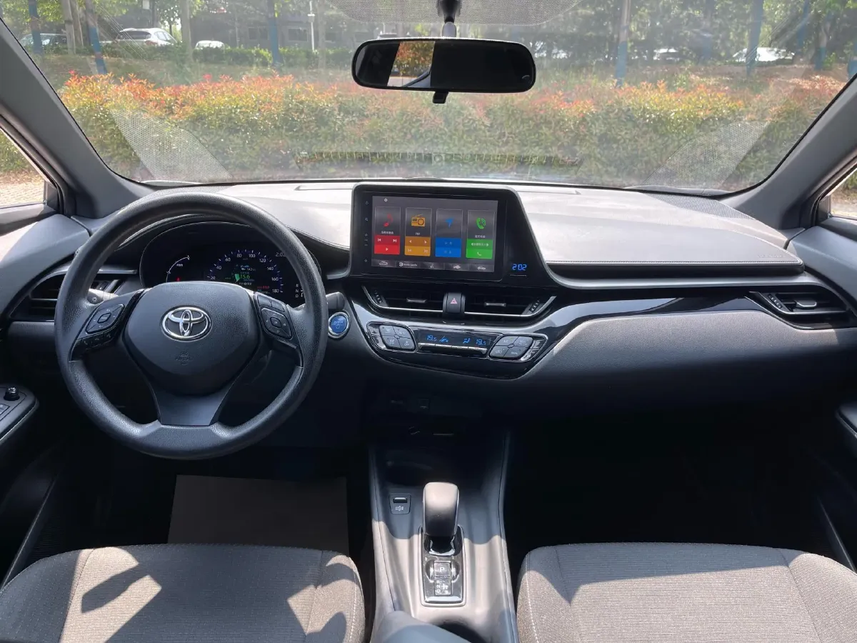 2020 Toyota C-HR EV BEV 54.3KWH,autocango,china used car exporter,china ev exporter,chinese used car exporter,chinese used ev exporter