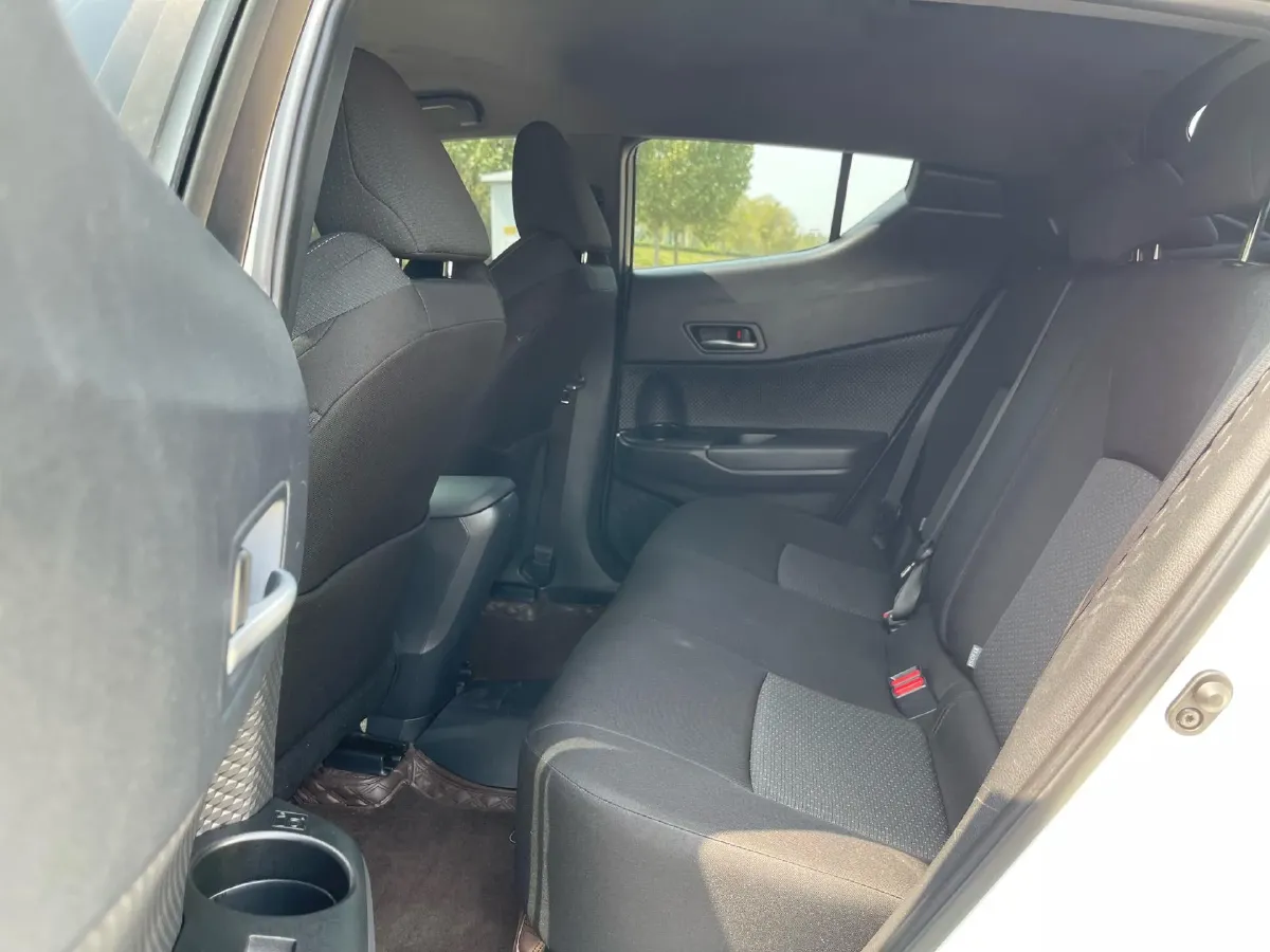 2020 Toyota C-HR EV BEV 54.3KWH,autocango,china used car exporter,china ev exporter,chinese used car exporter,chinese used ev exporter