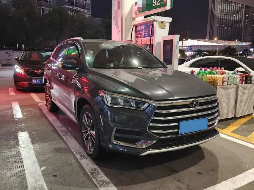 2020 BYD SONG thumbnail 4