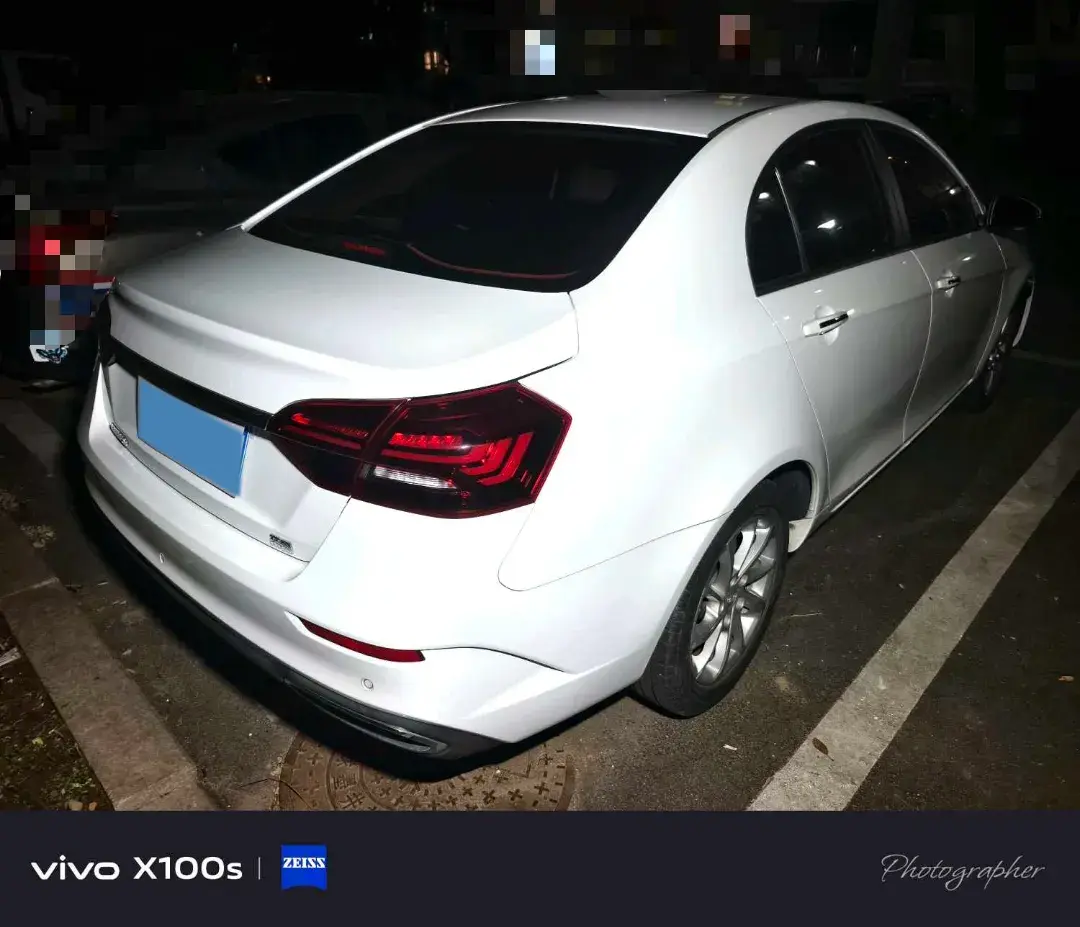 2021 GEELY EMGRAND thumbnail 3