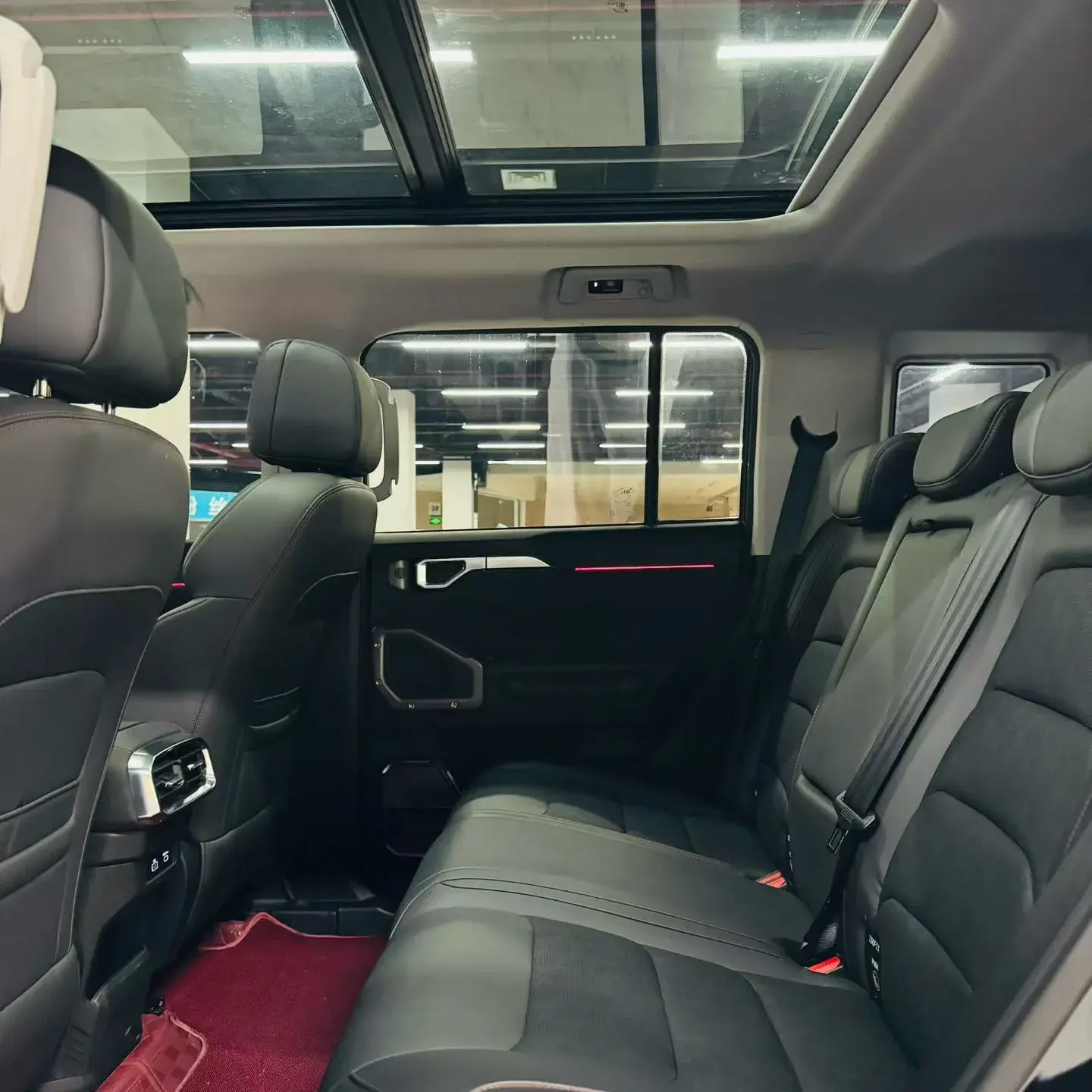 2023 JETOUR X70 thumbnail 2