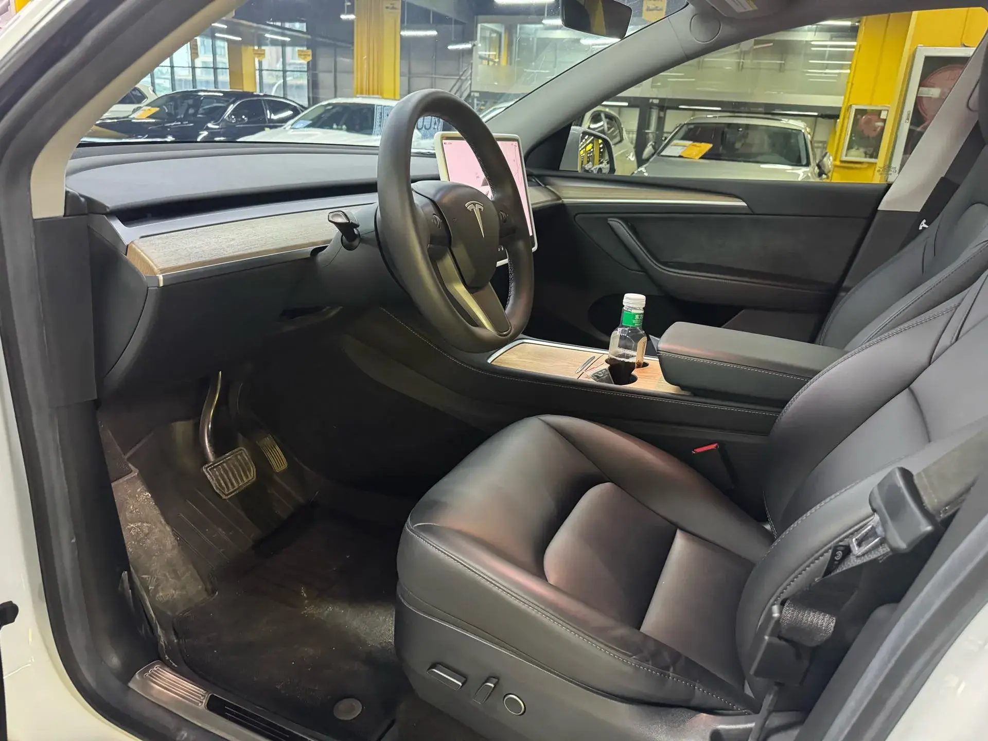 2022 TESLA MODEL thumbnail 4