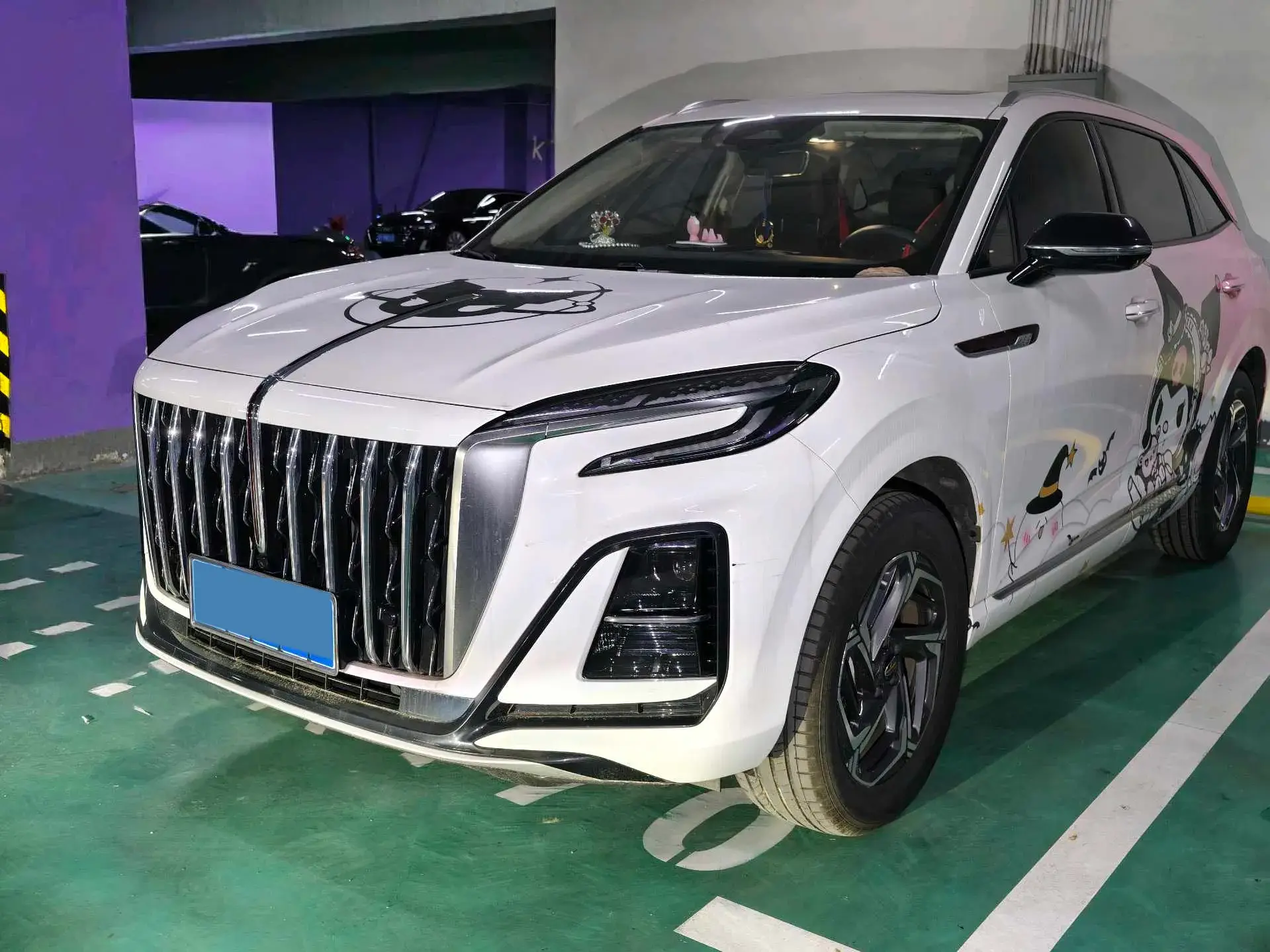 2023 HONGQI HS3 view 1