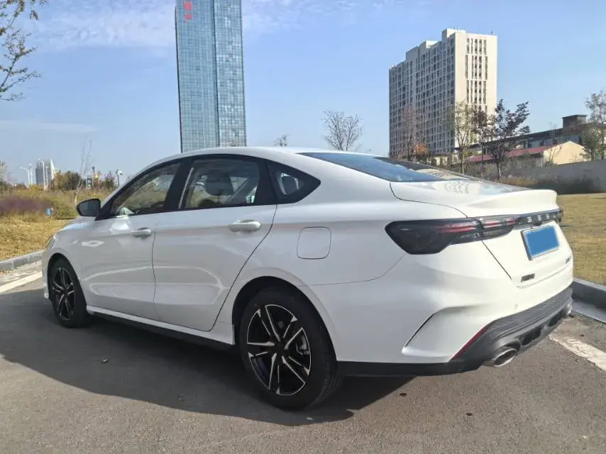 2024 GEELY BINRAY thumbnail 3