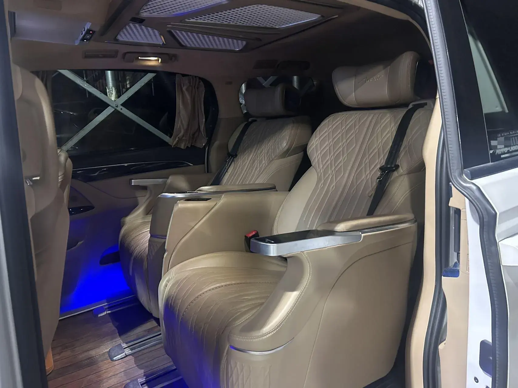 2021 BUICK GL8 thumbnail 4