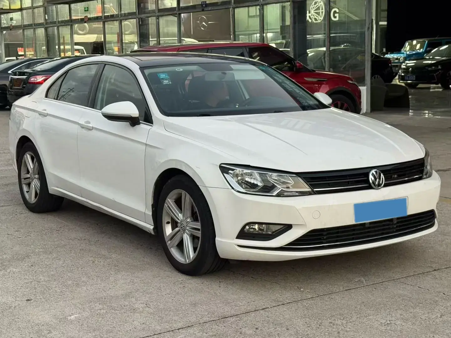 2018 VOLKSWAGEN LAMANDO thumbnail 2