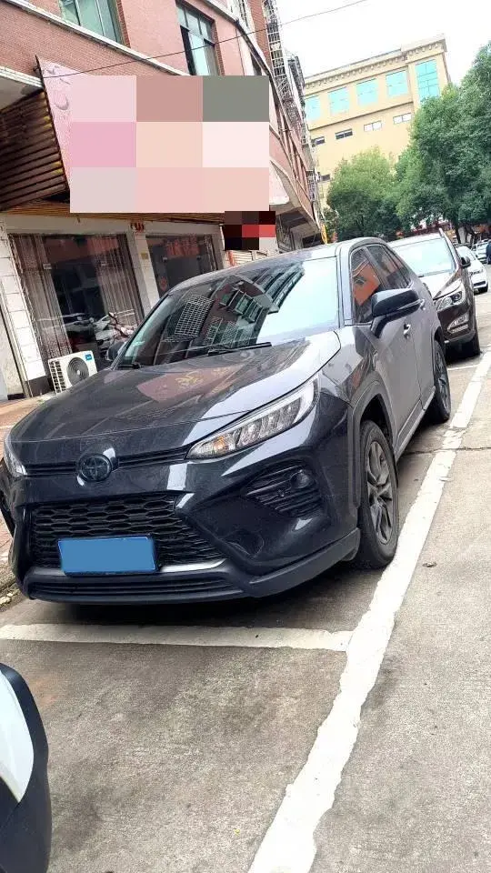 2021 TOYOTA WILDLANDER view 1