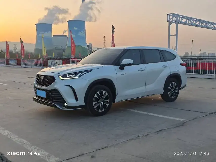 2023 Toyota Crown Kluger 2.5L 189HP L4 E-CVT Hybrid