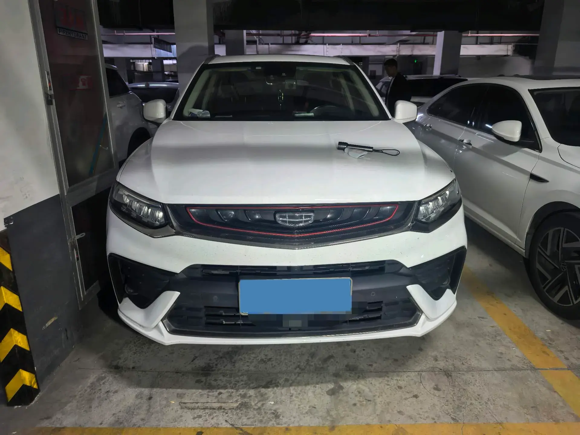 2019 GEELY TUGELLA thumbnail 2