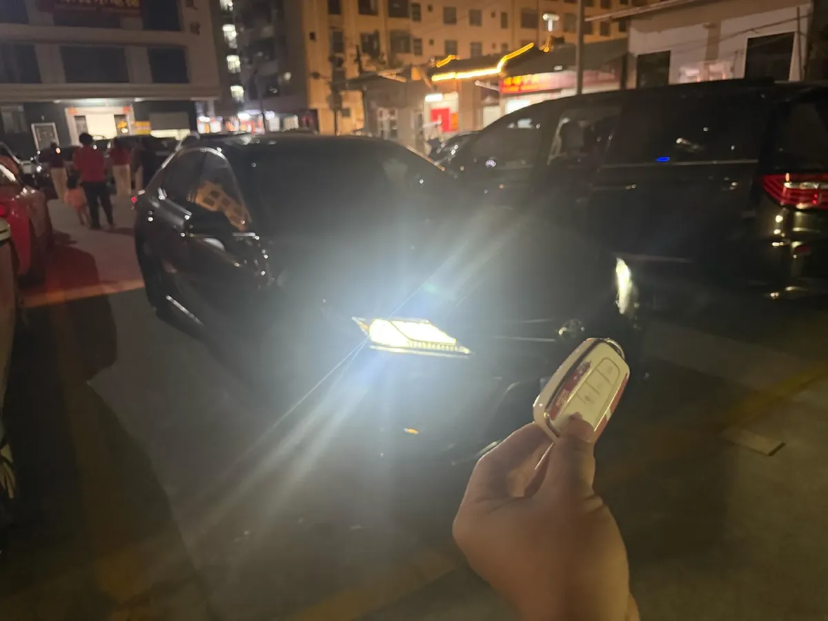 2022 Toyota Camry 2.0L 178HP L4 CVT,autocango,china used car exporter,china ev exporter,chinese used car exporter,chinese used ev exporter