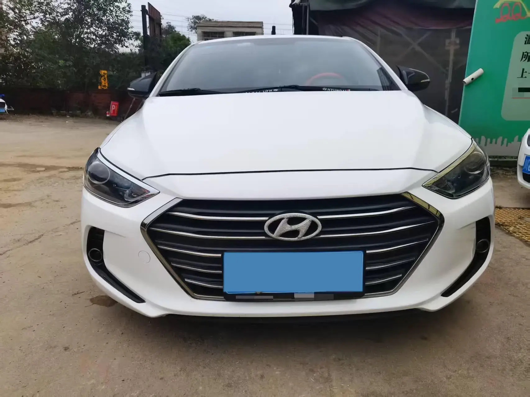 2018 HYUNDAI ELANTRA thumbnail 2