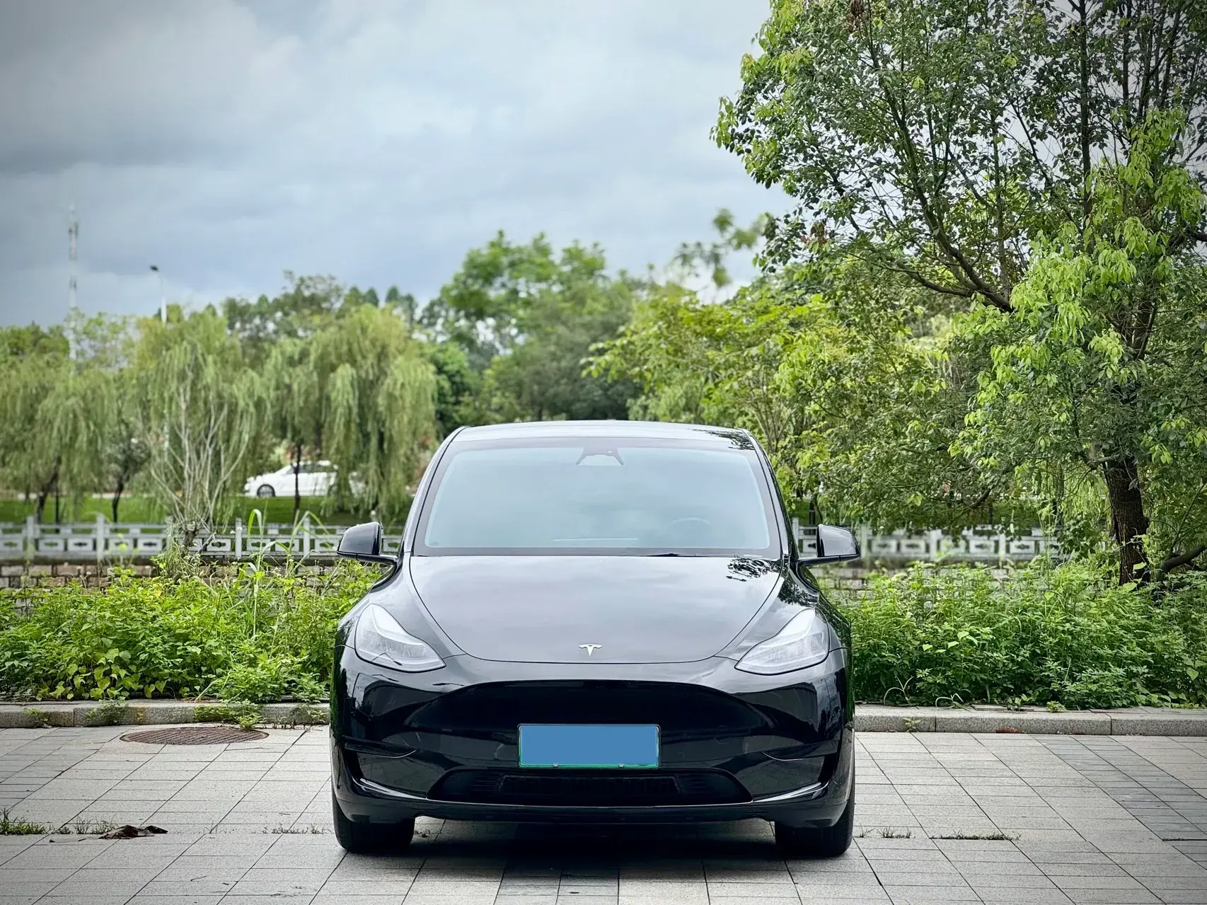 2022 TESLA MODEL thumbnail 2