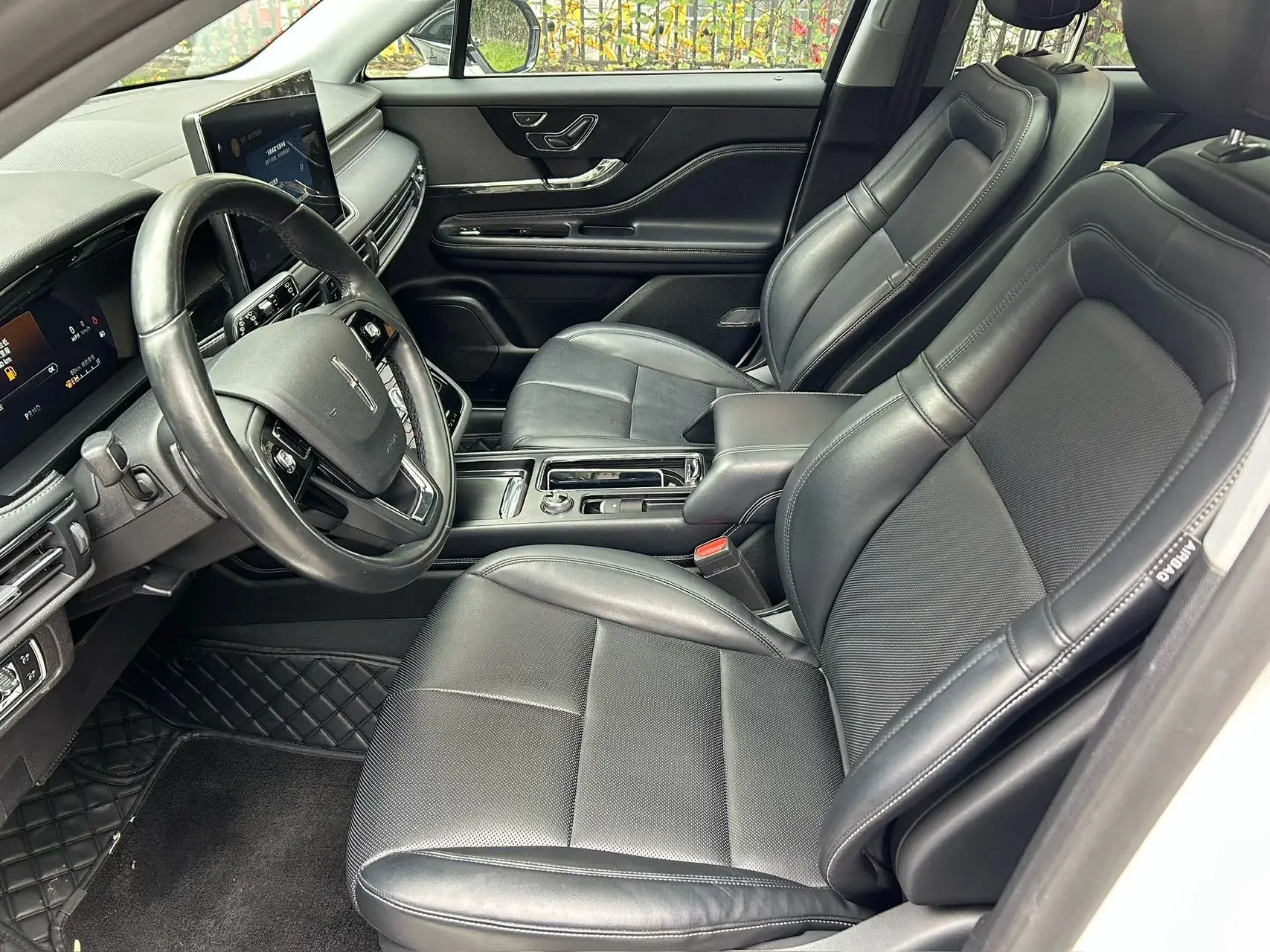 2022 LINCOLN CORSAIR thumbnail 4