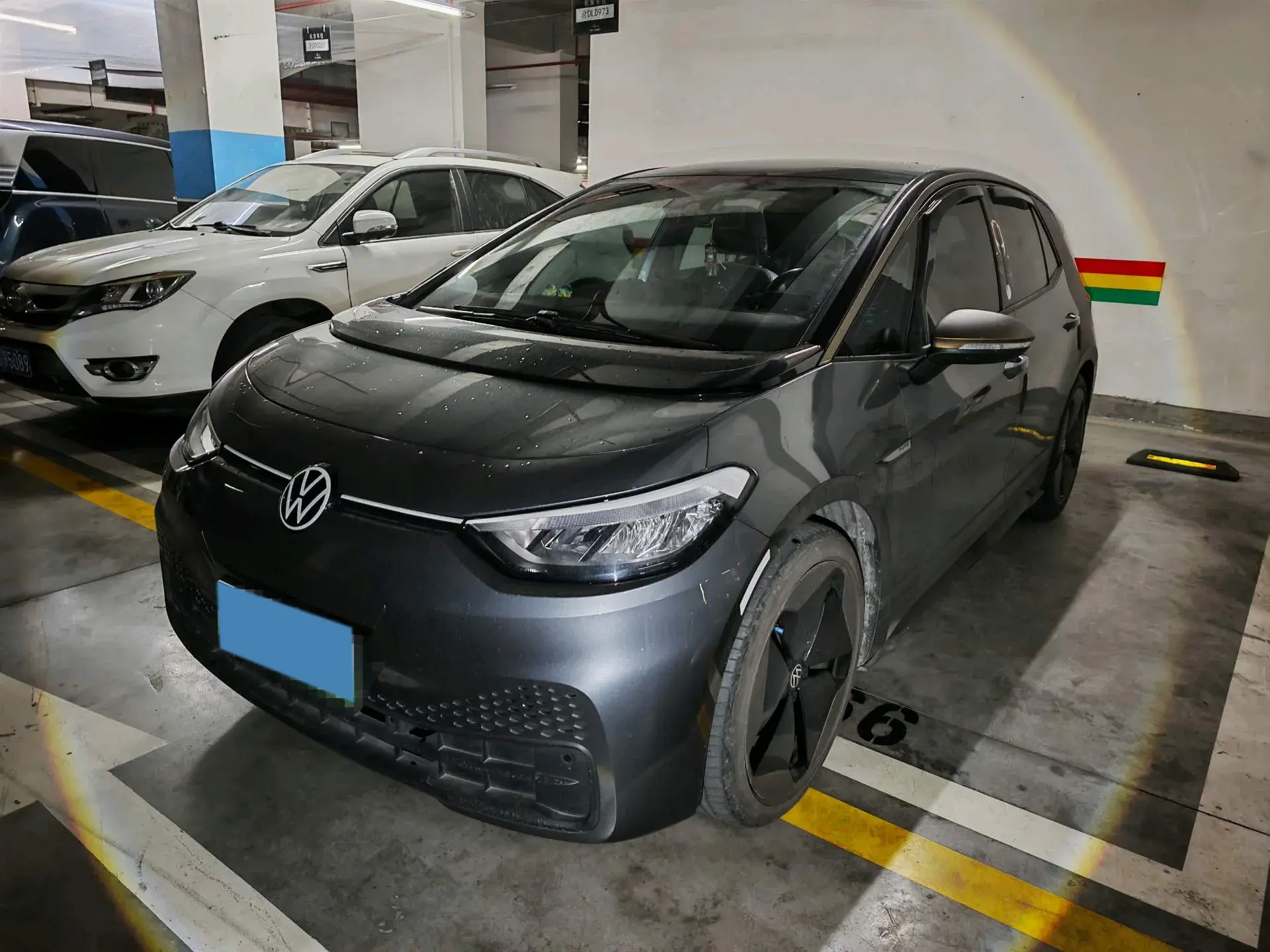 2023 VOLKSWAGEN ID.3 view 1