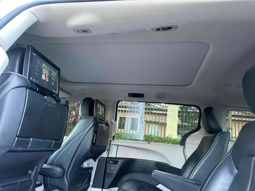 2017 Chrysler Pacifica 3.6L 279HP V6 9AT,autocango,china used car exporter,china ev exporter,chinese used car exporter,chinese used ev exporter