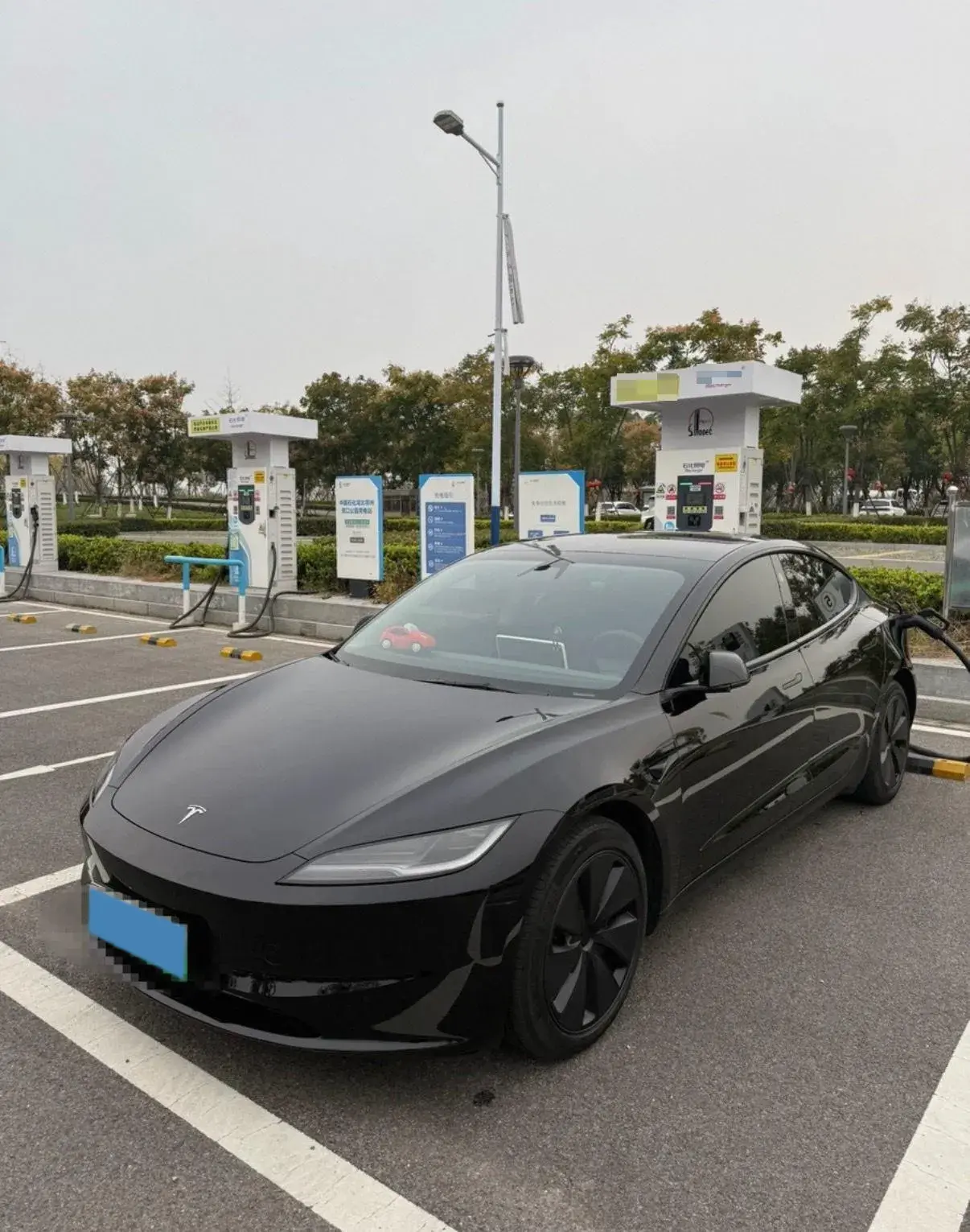 2023 TESLA MODEL view 1