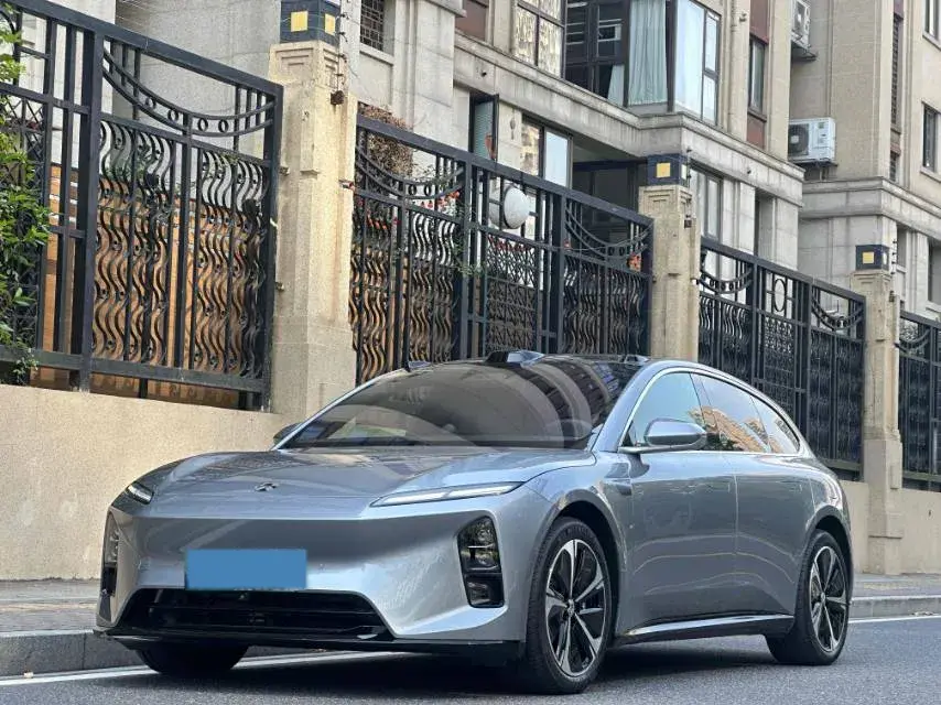 2025 NIO ET5T BEV