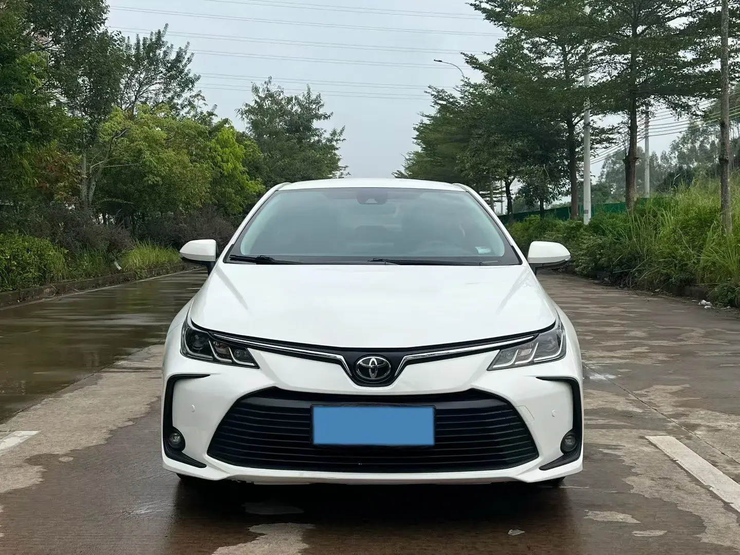 2022 TOYOTA COROLLA thumbnail 2