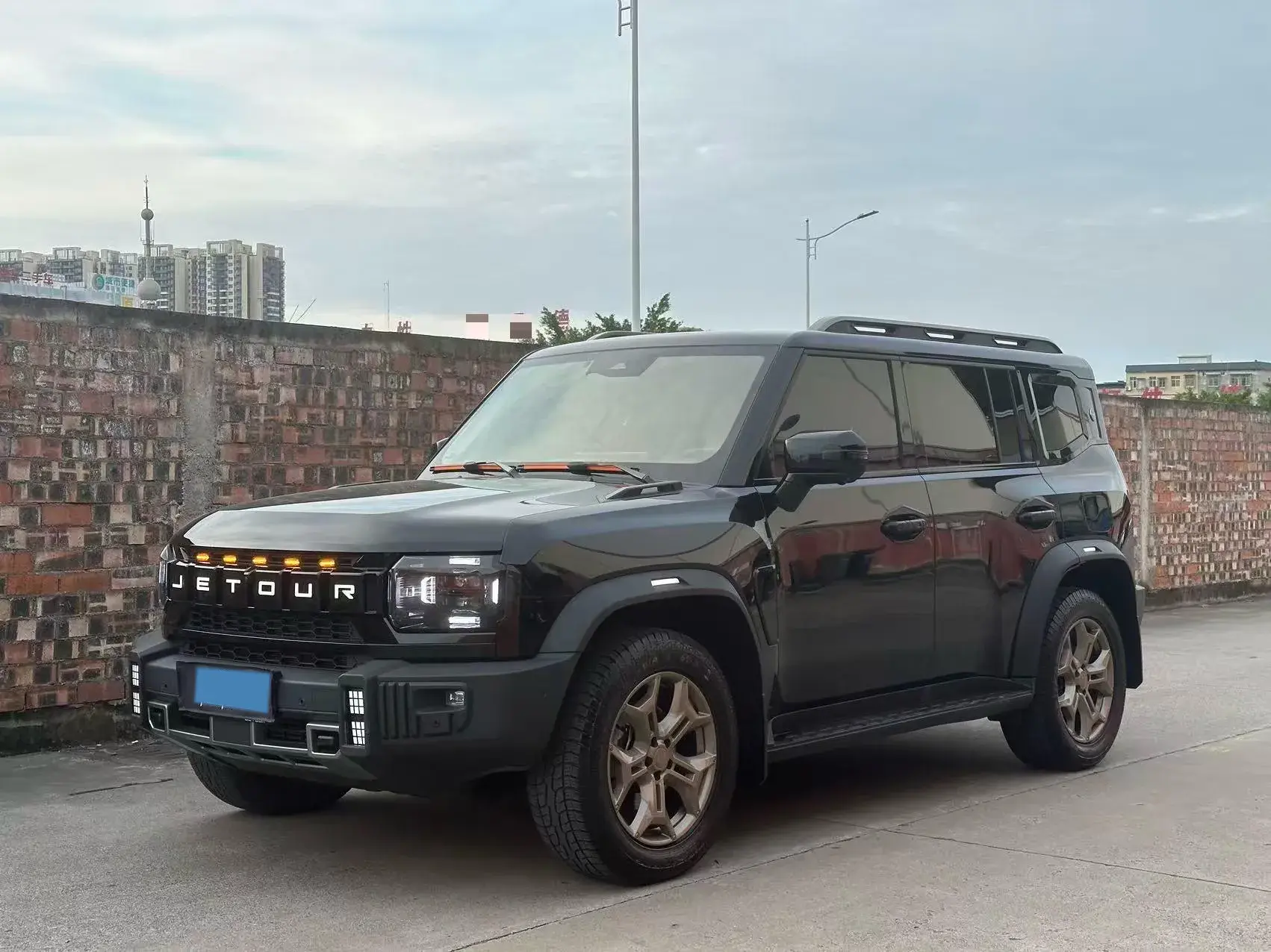 2023 JETOUR TRAVELLER view 1