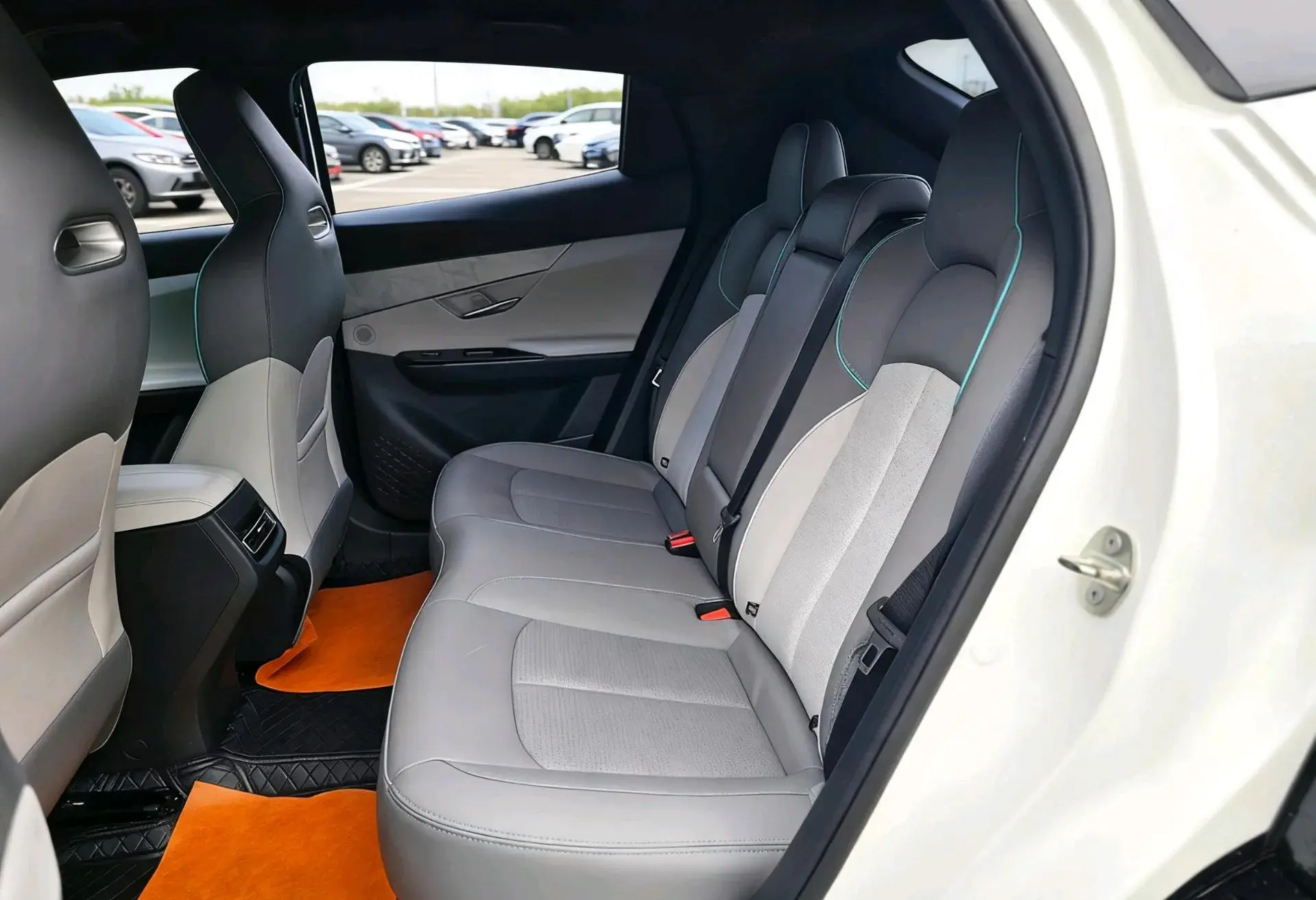 2023 CHANGAN UNI-T thumbnail 4