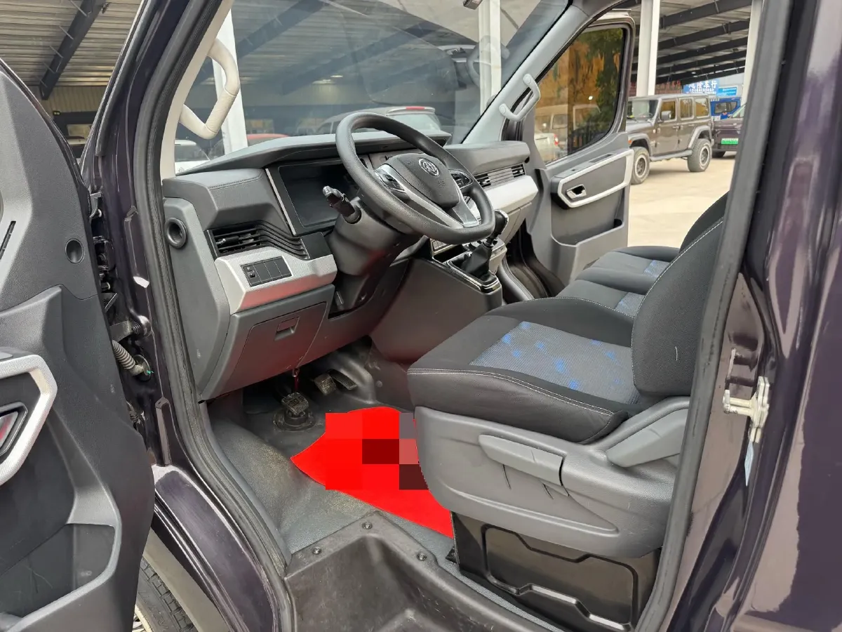 2023 DongFeng DFAC YuFeng 2.0T 136HP L4 6MT,autocango,china used car exporter,china ev exporter,chinese used car exporter,chinese used ev exporter