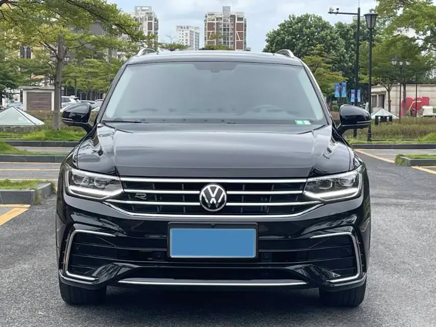 2024 VOLKSWAGEN TIGUAN thumbnail 2