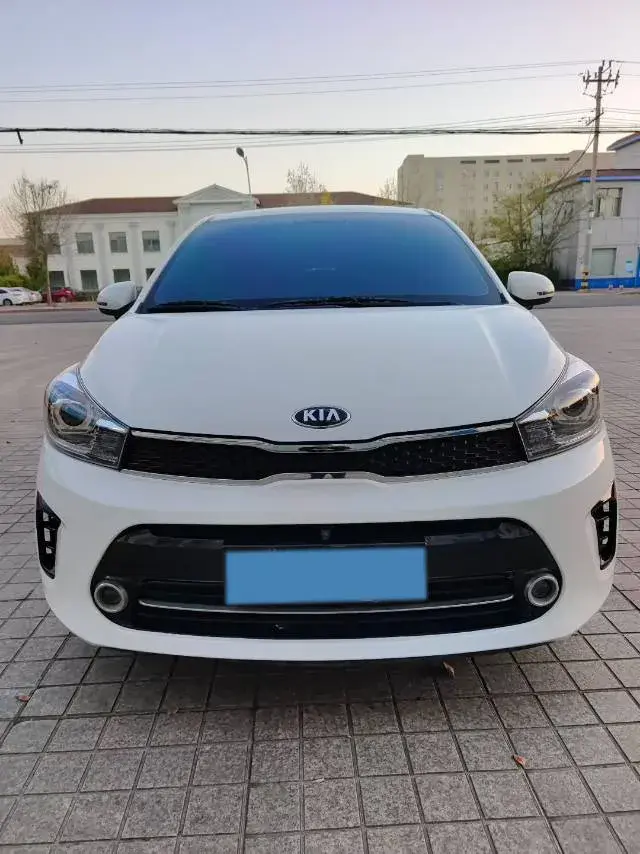 2019 KIA PEGAS thumbnail 3