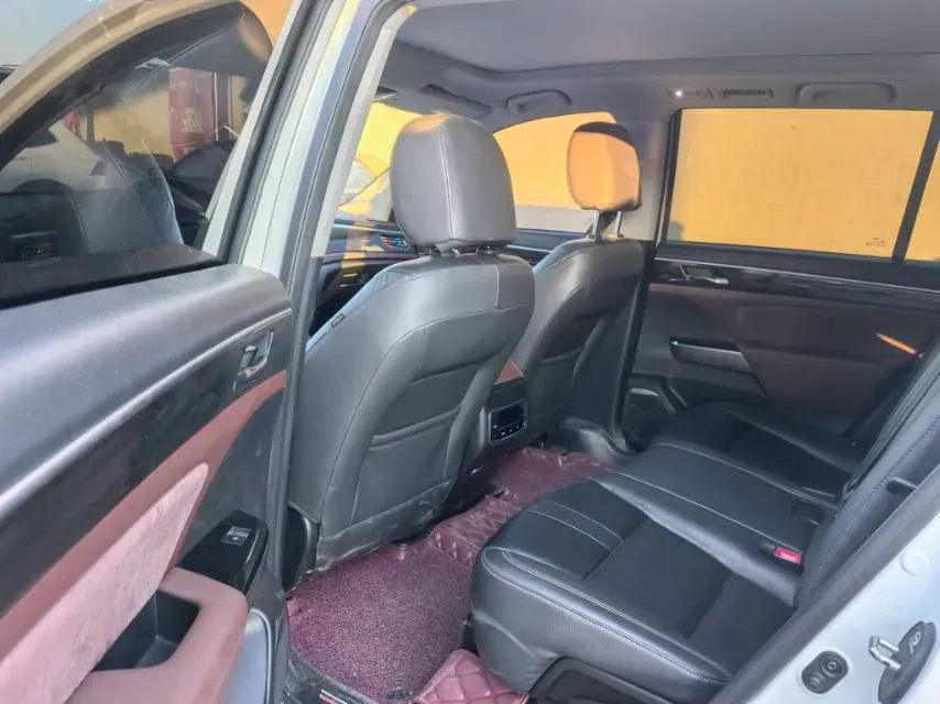 2017 GAC Trumpchi GS8 2.0T 201HP L4 6AT,autocango,china used car exporter,china ev exporter,chinese used car exporter,chinese used ev exporter