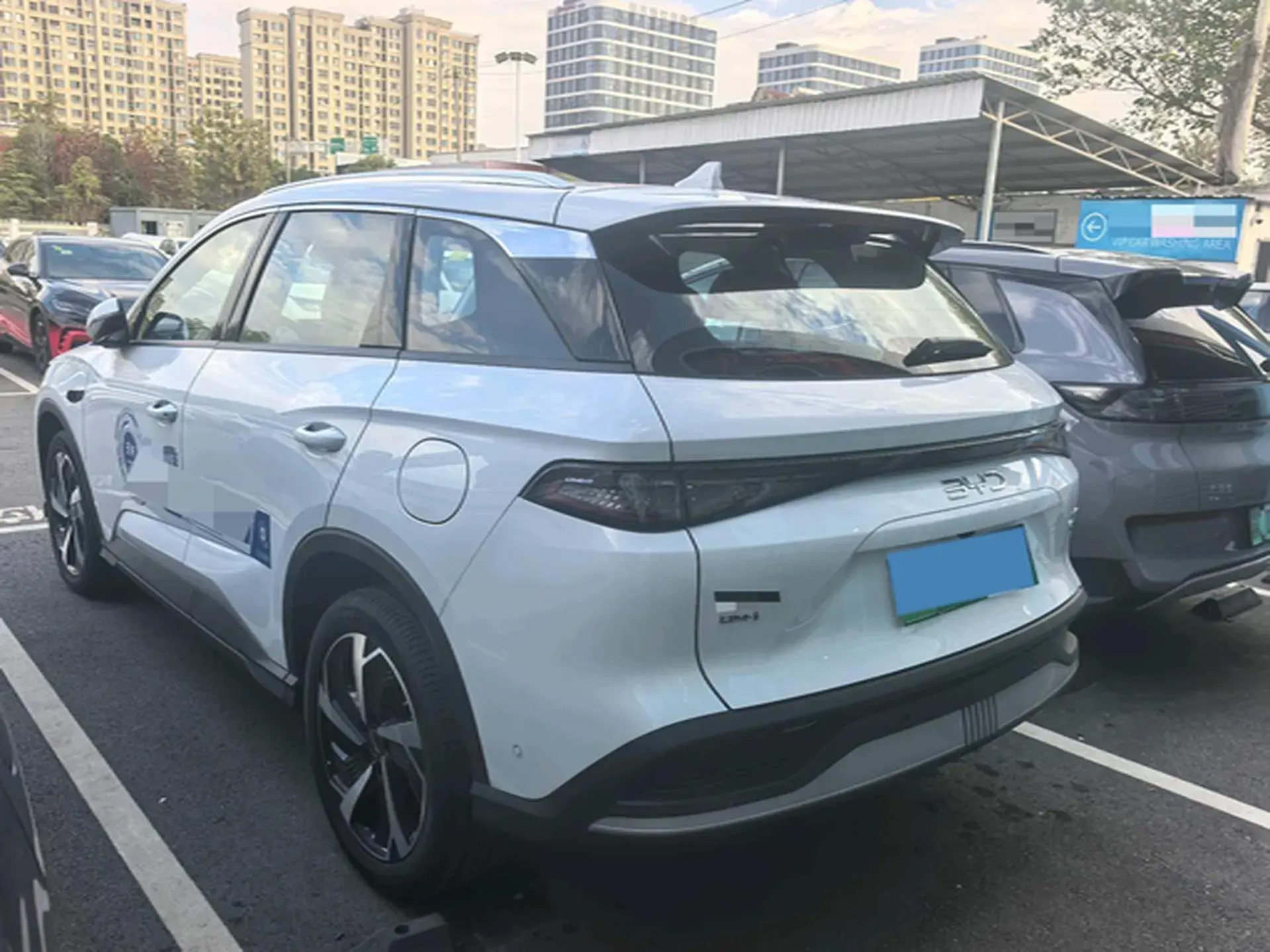 2025 BYD SEA thumbnail 3