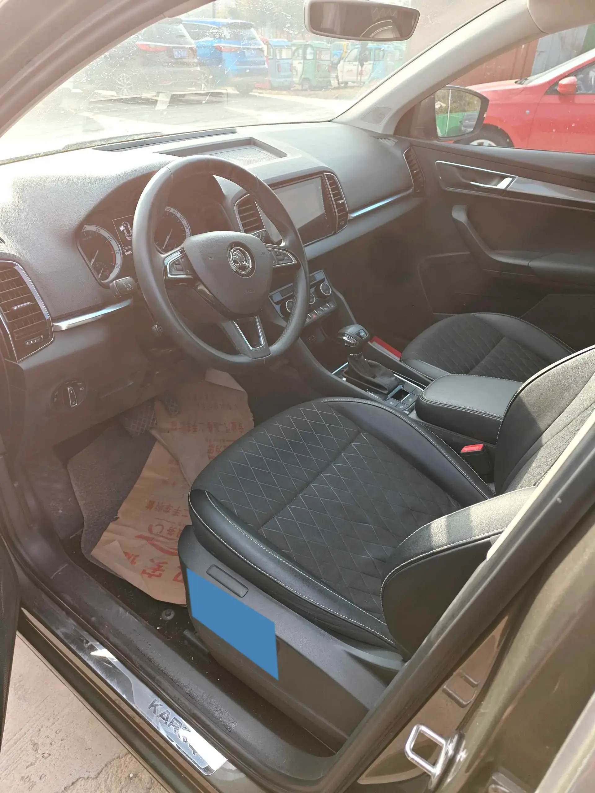 2018 SKODA KAROQ thumbnail 4