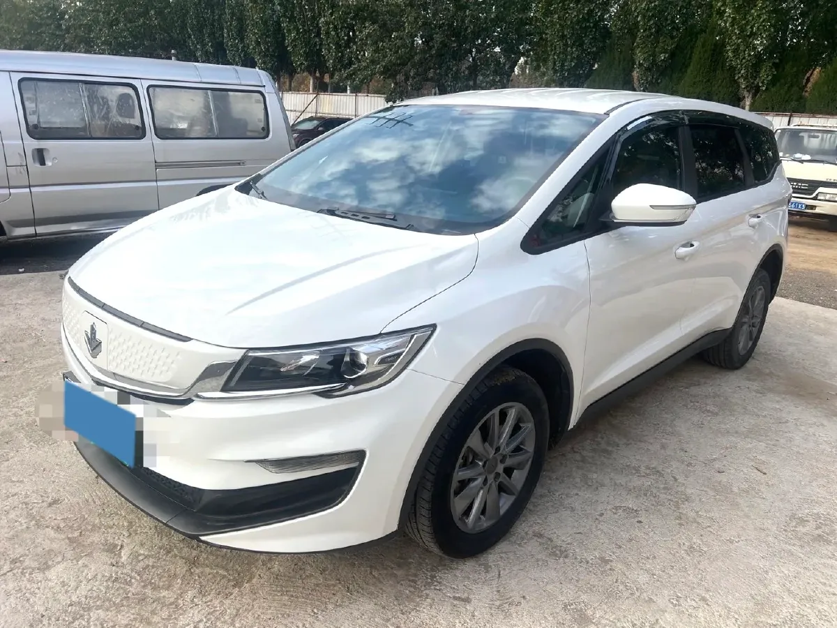2021 Livan Maple 80v BEV 53KWH,autocango,china used car exporter,china ev exporter,chinese used car exporter,chinese used ev exporter