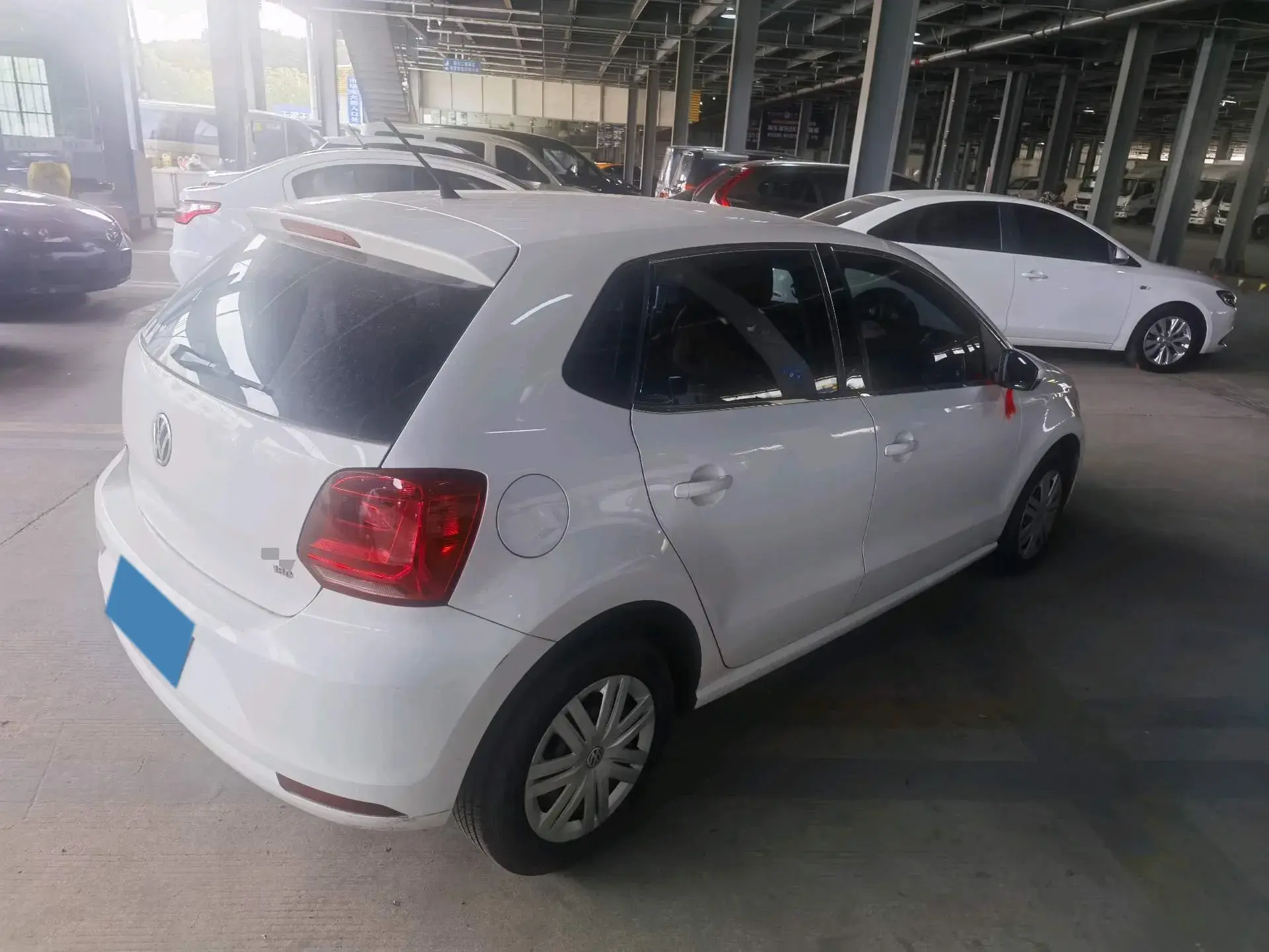 2018 VOLKSWAGEN POLO thumbnail 3