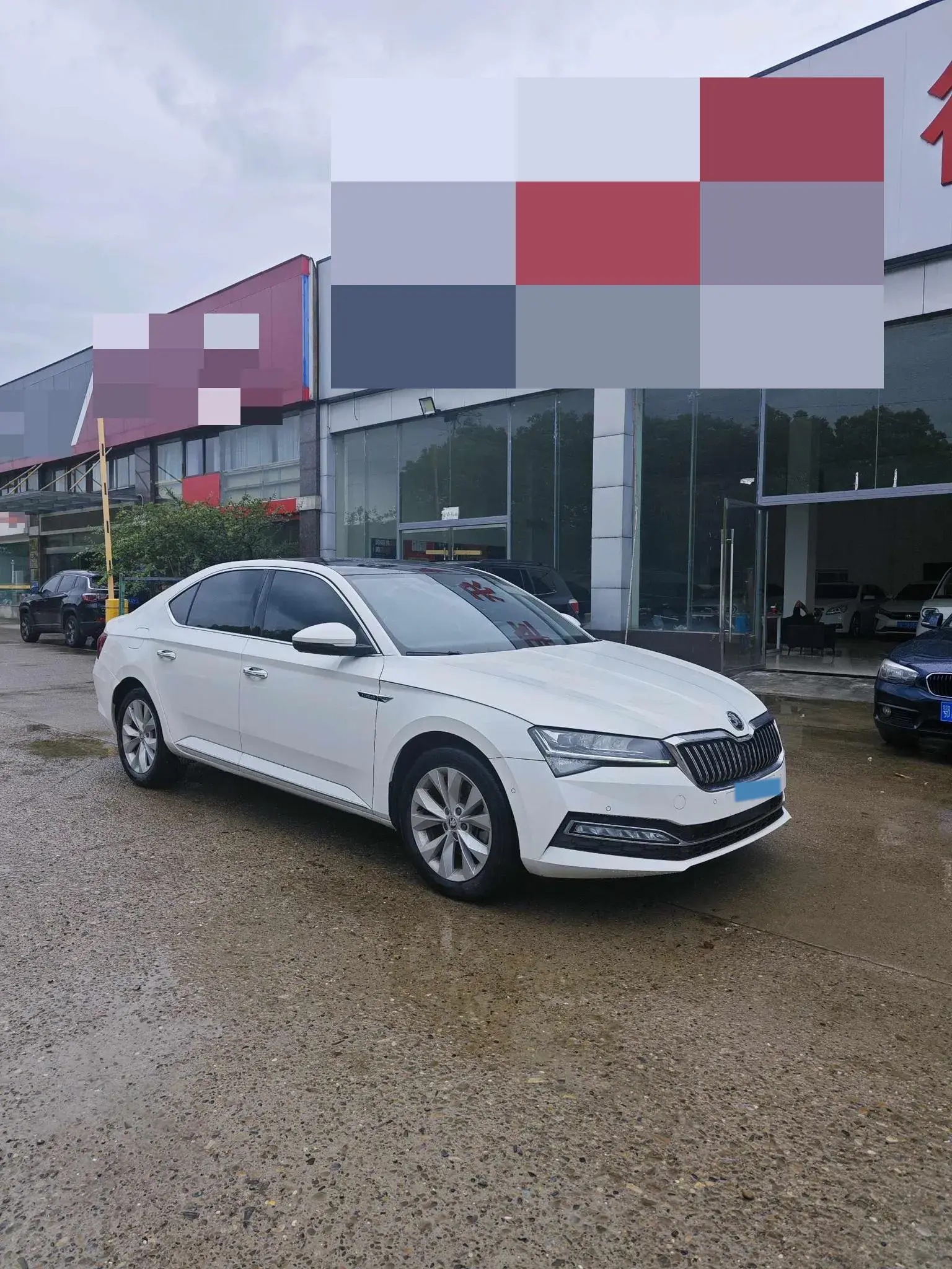 2021 SKODA SUPERB thumbnail 2