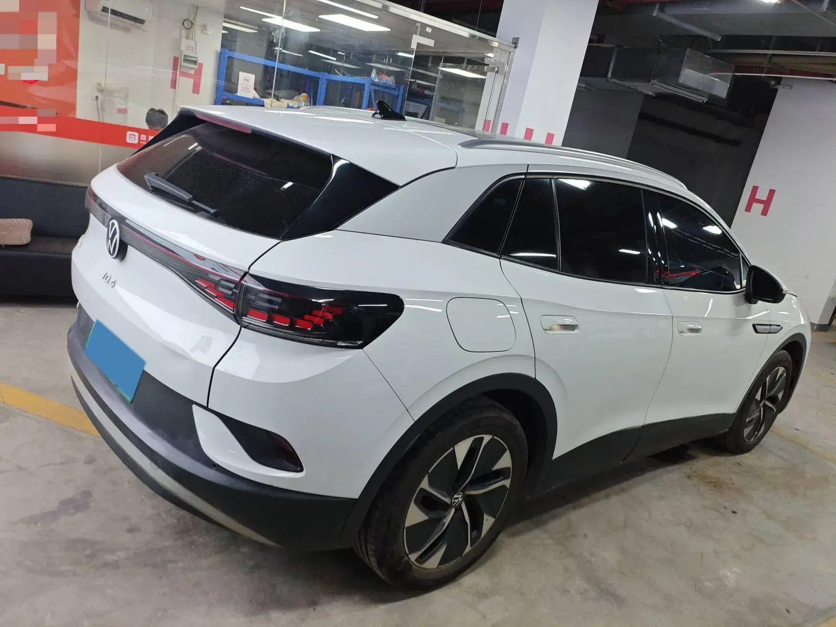 2022 VOLKSWAGEN ID.4 thumbnail 4