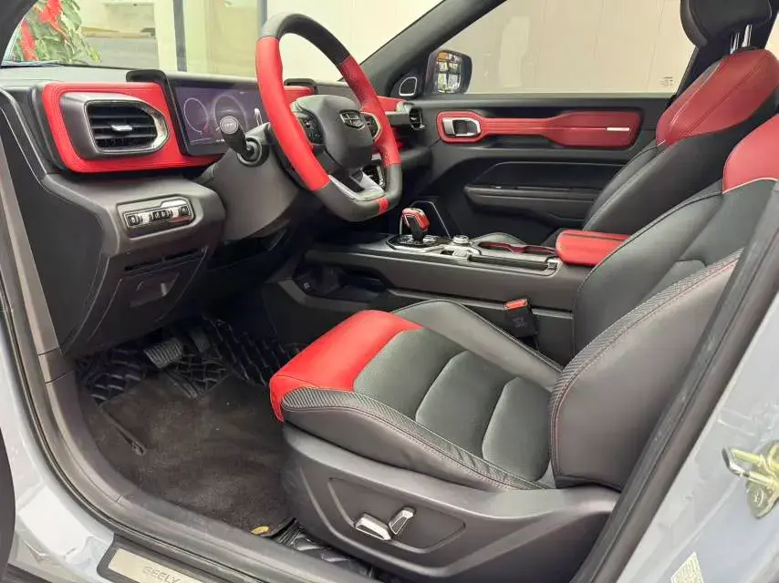 2020 GEELY ICON thumbnail 4