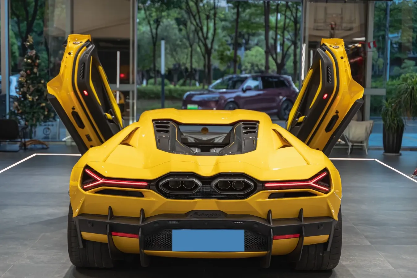 2023 Lamborghini Revuelto 6.5L 826HP V12 8DCT PHEV 3.8KWH,autocango,china used car exporter,china ev exporter,chinese used car exporter,chinese used ev exporter