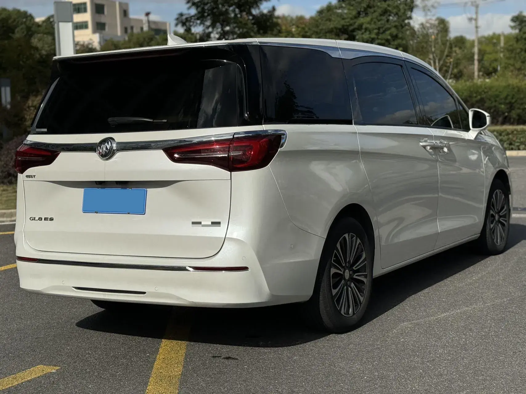 2021 BUICK GL8 thumbnail 3