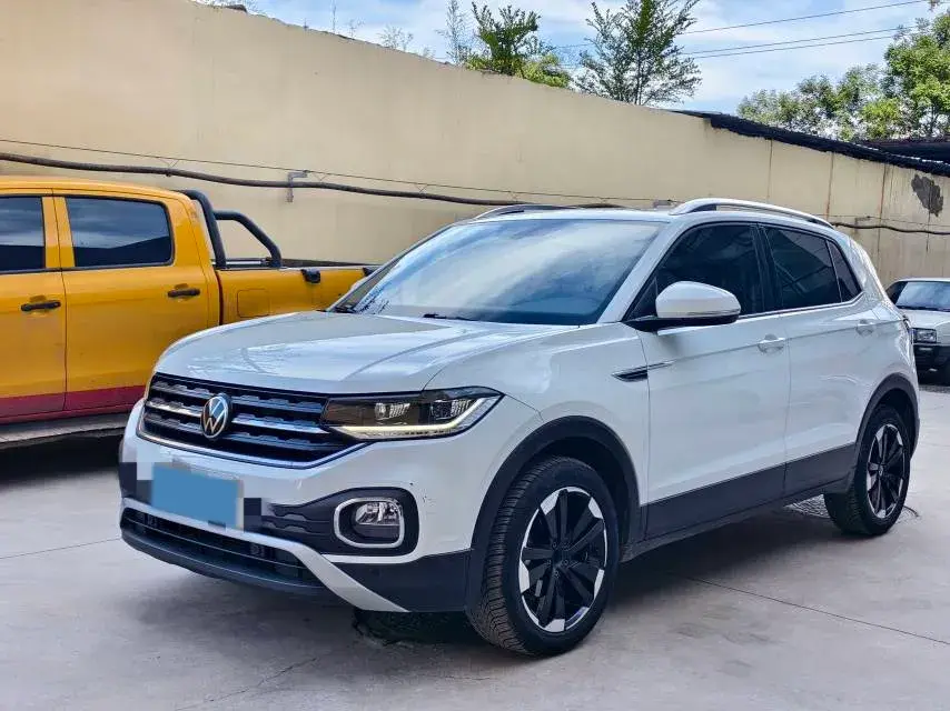 2021 Volkswagen Tacqua 1.2T 116HP L4 7DCT