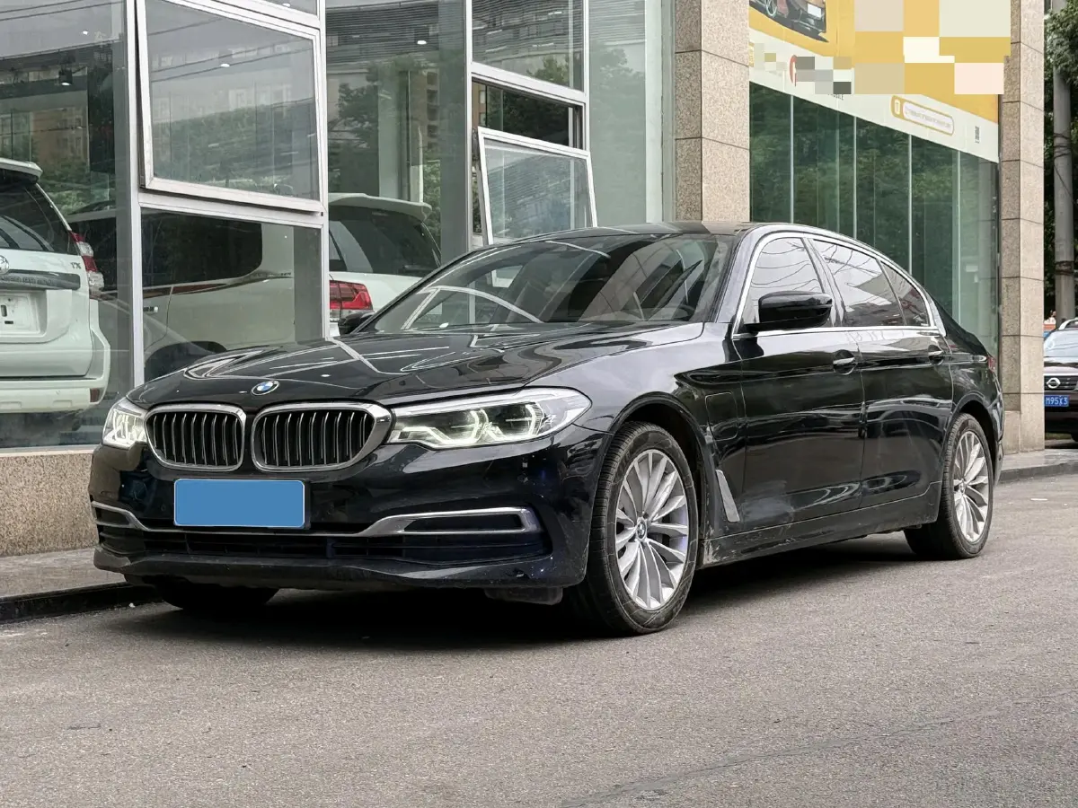 2020 BMW 5 Series 2.0T 184HP L4 8AT PHEV 17.7KWH