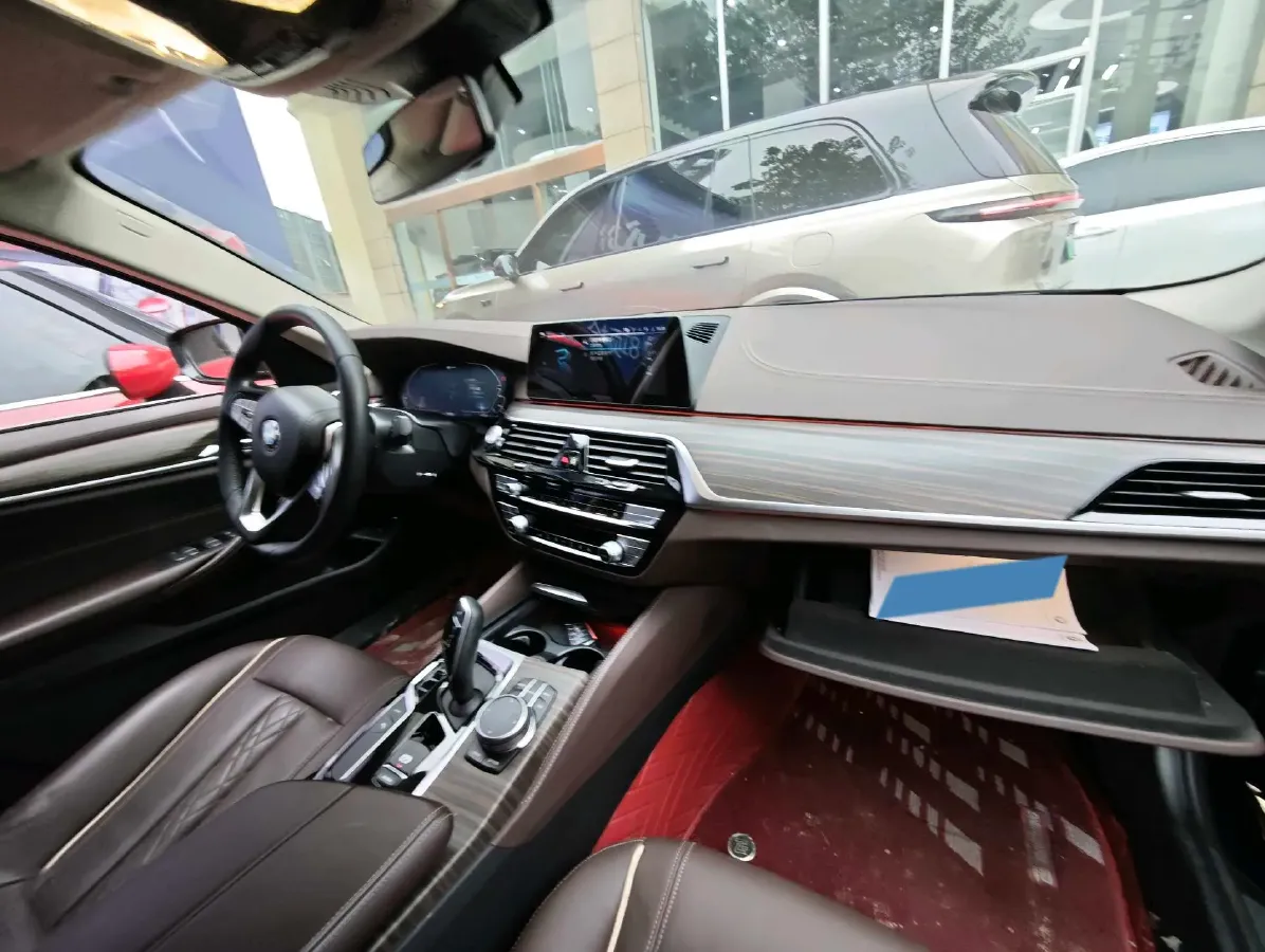 2020 BMW 5 Series 2.0T 184HP L4 8AT PHEV 17.7KWH,autocango,china used car exporter,china ev exporter,chinese used car exporter,chinese used ev exporter