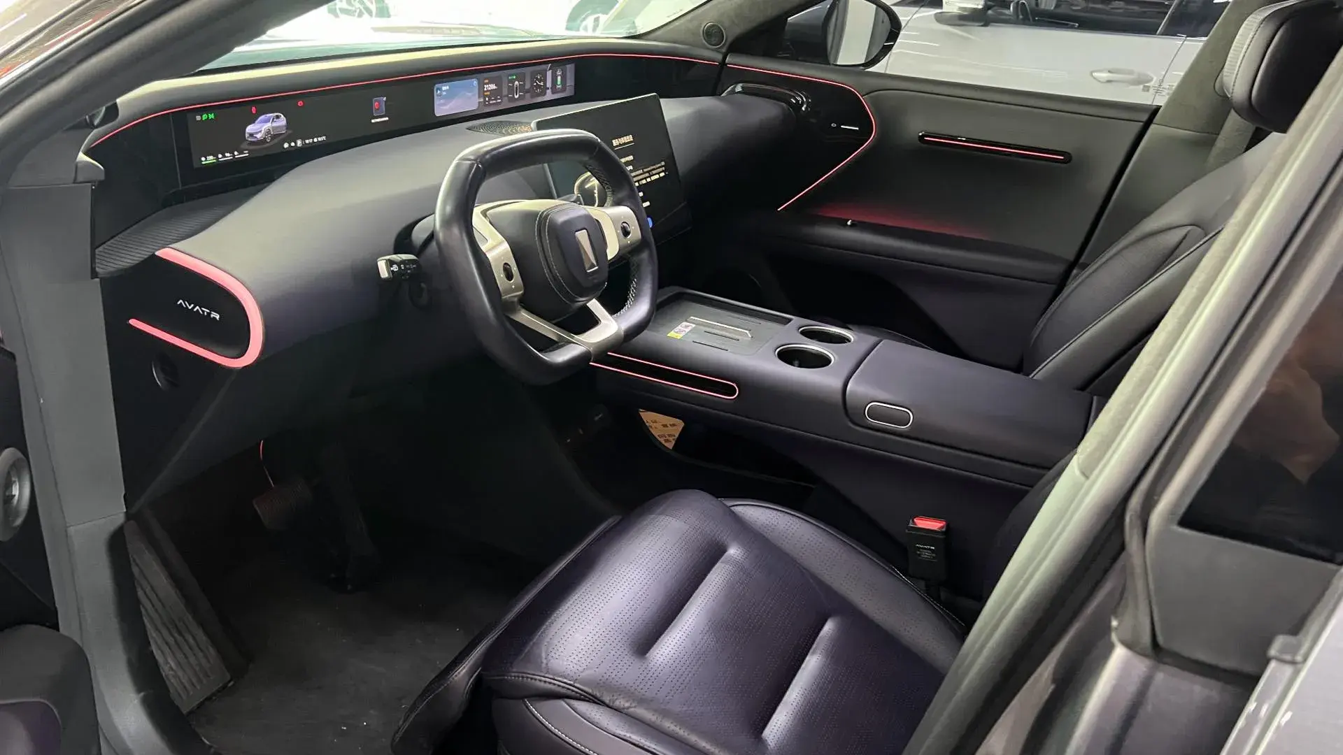 2024 AVATR 07 thumbnail 3