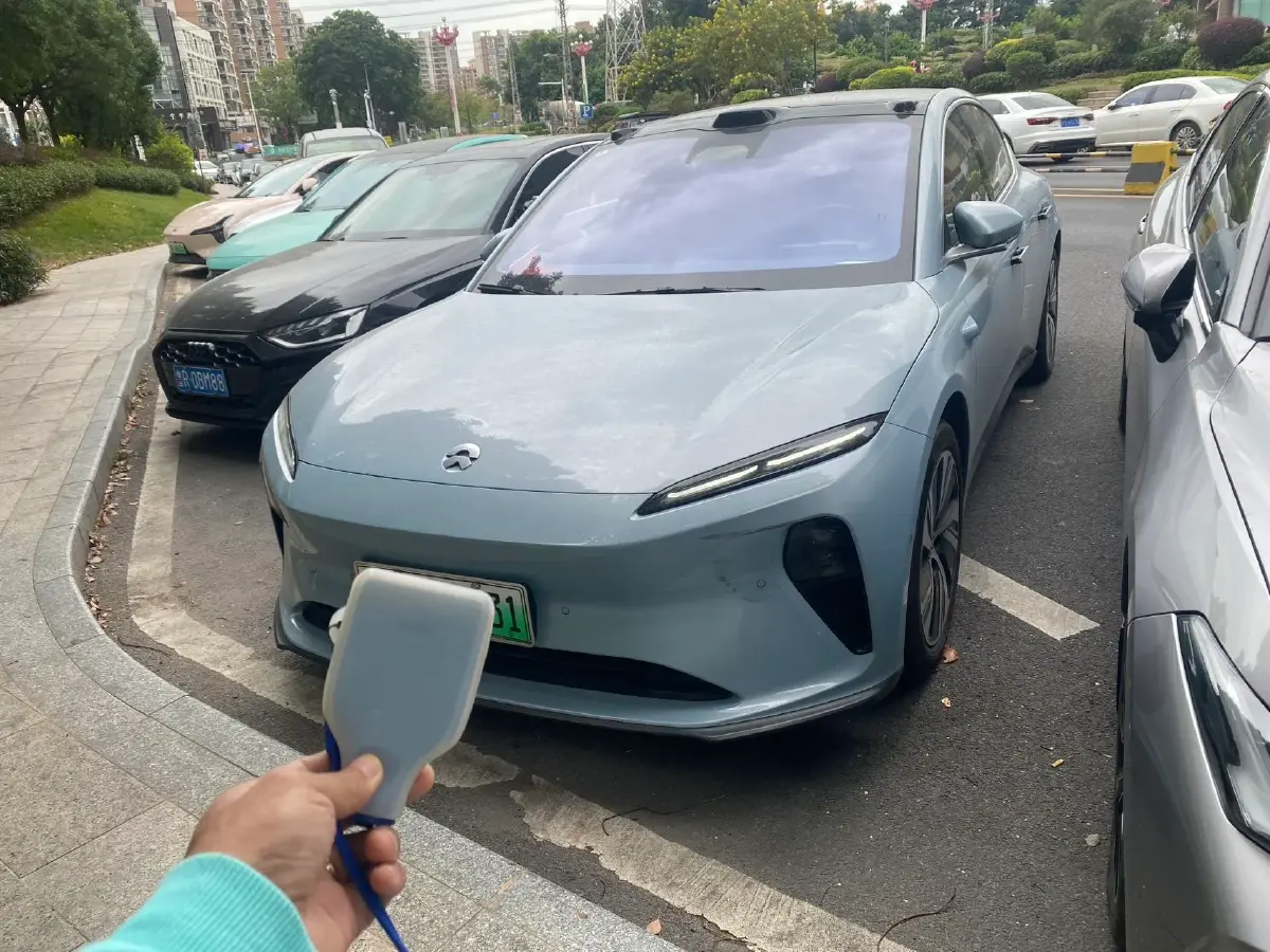 2024 NIO ET5 BEV 75KWH
