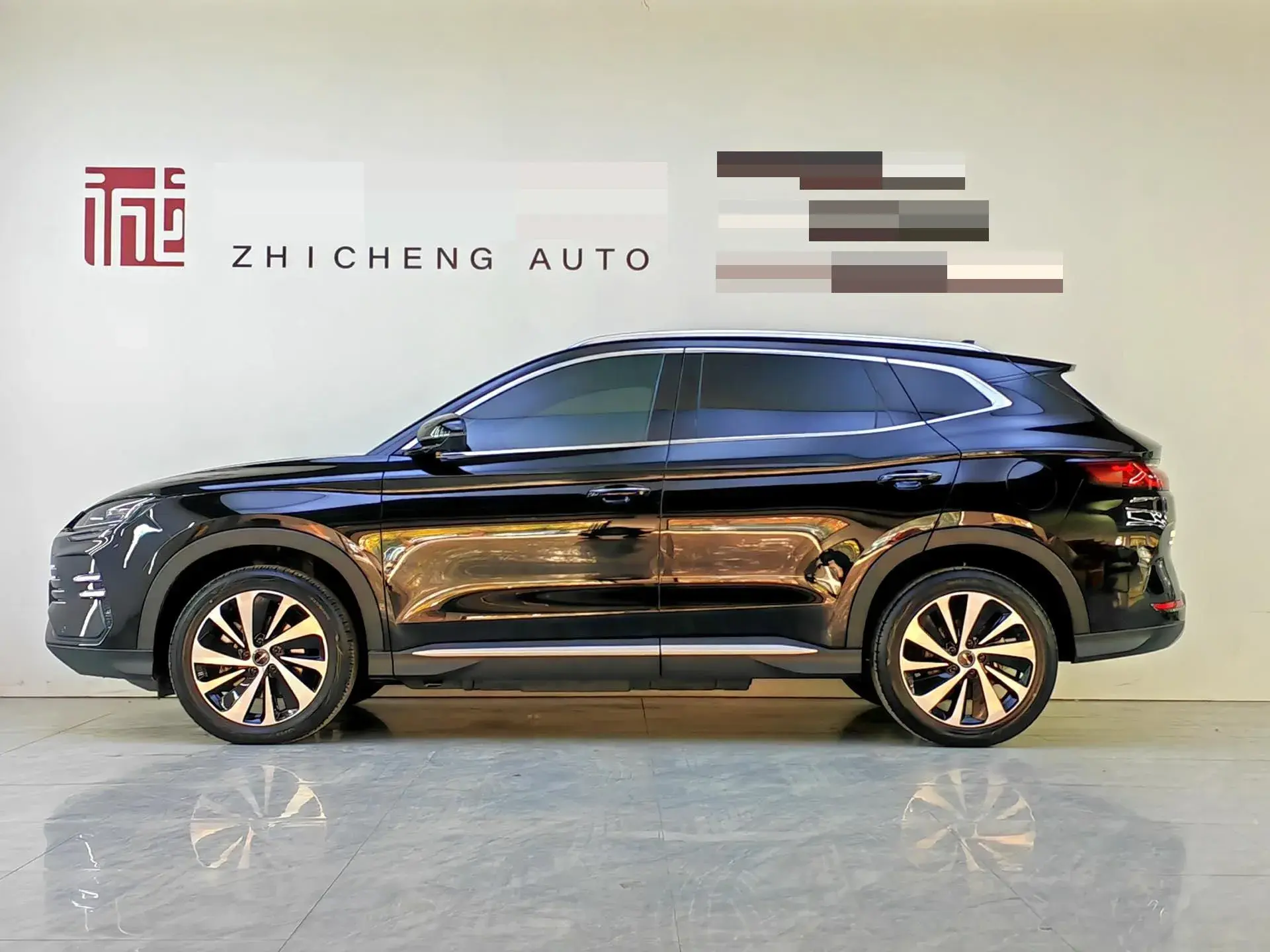 2023 BYD SONG thumbnail 3